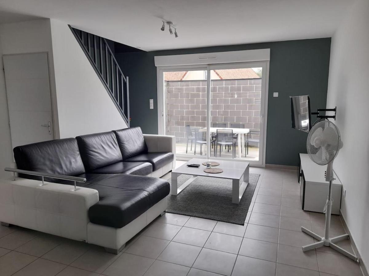 Logement De 100M2 Avec Terrasse Wardrecques Экстерьер фото